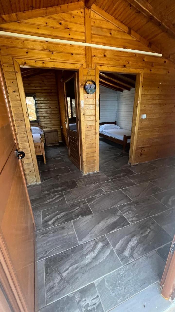 Kongjoni'S Rooms Himarë Extérieur photo